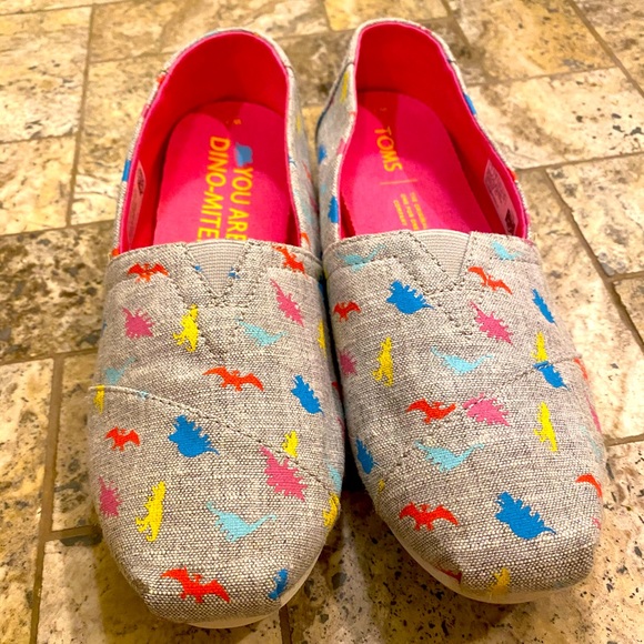 Dinosaur Toms - Picture 1 of 5